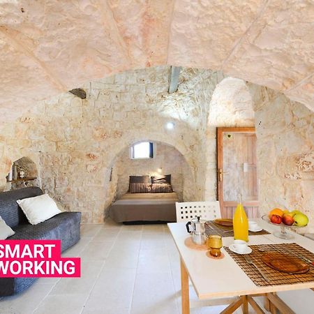 I Trulli Del Ciliegio Con Giardino By Wonderful Italy Villa Ostuni Eksteriør billede
